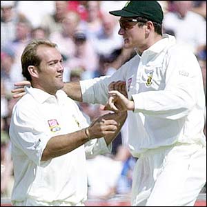 Jacques Kallis celebrates after taking Ed Smith's wicket 