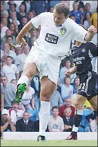 Mark Viduka equalises for Leeds at Elland Road