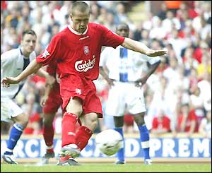 Michael Owen takes a penalty against Chelsea