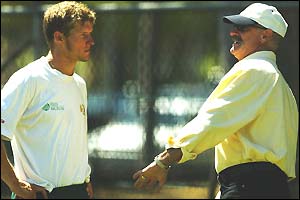Andy Blignaut talks with Dennis Lillee