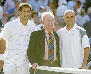Pete Sampras poses with Rod Laver and Andre Agassi 