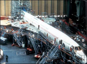 Concorde assembly line at Fulton, 1971