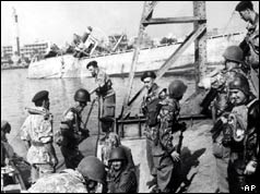 Troops at Suez Canal, 1956