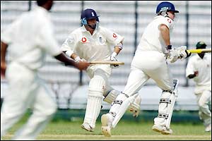 Trescothick and Hussain try to build a partnership