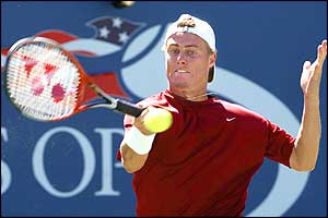 Lleyton Hewitt on his way to victory over Lee Hyung-taik