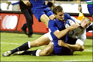 Nicolas Brusque scores for France