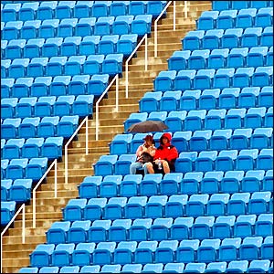 Eager tennis fans may have a long wait before play starts in New York as the rain continues
