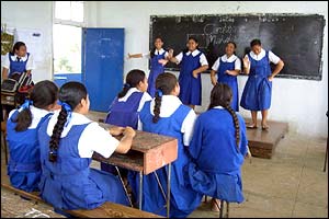 TONGA, Carolanne Makakaufaki