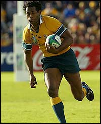 Lote Tuqiri completes his hat-trick