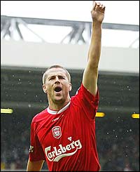 Michael Owen opens the scoring after 35 minutes 