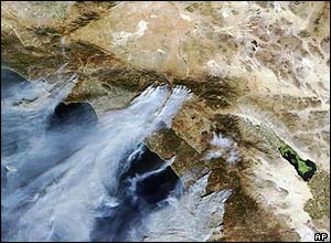 Satellite image of forest fires affecting Simi Valley, Moorpark and San Bernadino