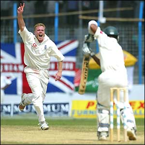 Martin Saggers wraps up the Bangladeshi innings for 152 with the wicket of Enamul Haque Jr