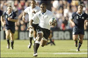 Caucaunibuca eludes the Scottish defence 