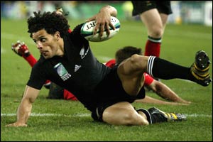 Howlett scores his second try of the match