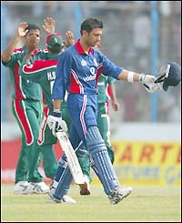 Vikram Solanki waks off the pitch after making 10 runs