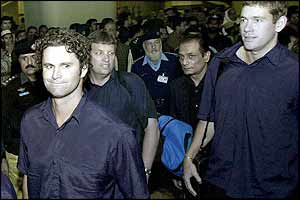 New Zealand arrive in Pakistan