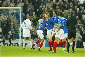 Hayden Foxe adds Portsmouth's third goal