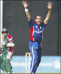 Richard Johnson appeals for a wicket