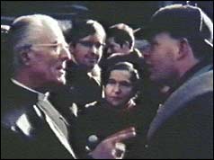 Lord Soper pointing finger at clergyman