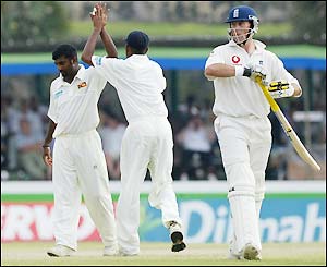 England opener Marcus Trescothick is out for 23