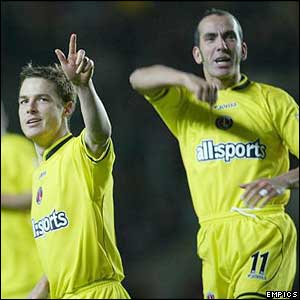 Scott Parker (left) scores with a long range effort within a minute of the restart 