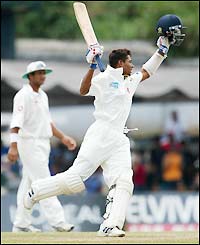 Dilshan celebrates his century