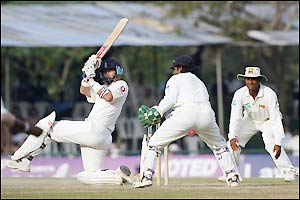 Nasser Hussain hits out for England