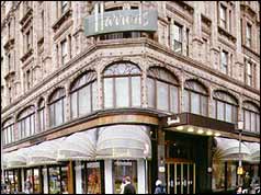 Front entrance of Harrods 