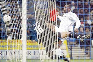 Bruno N'Gotty scores for Bolton