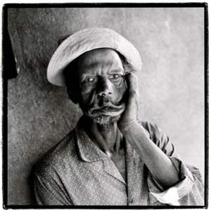 Wilson Nyuare at the Mutemwa Leprosy Settlement (Photograph by Simon Roberts)