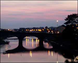 Bridge over the River Towy, Carmarthen at sunset (Zoe Nugent)