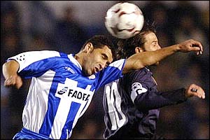 Naybet and Del Piero vie for the ball