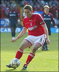 Matt Holland gives Charlton the lead after 25 minutes