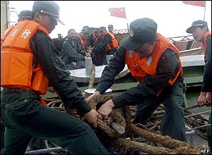 Preparation for evacuation in Zheijang province