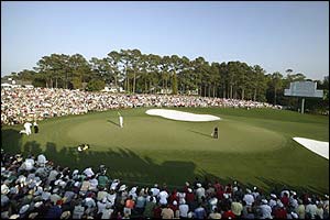 The 18th green is bathed in sunlight at the conclusion of the 2003 Masters