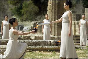 Greek actress Thalia Prokopiou recreates the ancient ceremony at the Temple of Hera