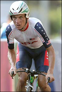 Tyler Hamilton rides his way to victory