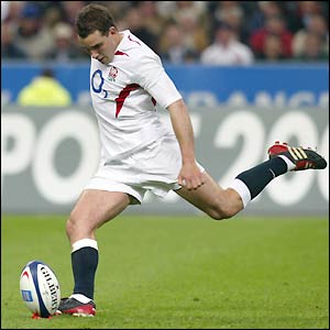 Olly Barkley has an indifferent first half that sees him convert only one of his chances