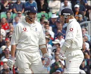 Ashley Giles and Matthew Hoggard take a break