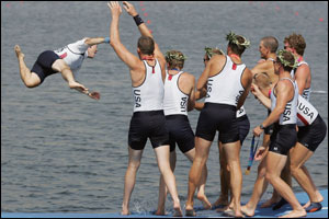US celebrate taking gold in the men's eight