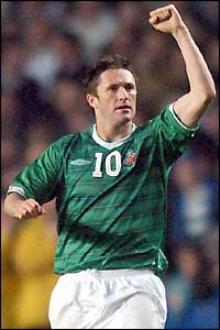 Robbie Keane celebrates his winner against the Czech Republic