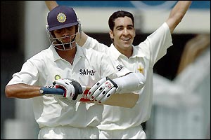 Gul's first four wickets leave India on 125-5