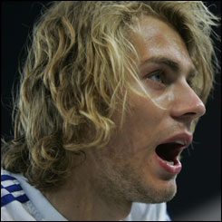 Chris Tomlinson misses out on a medal