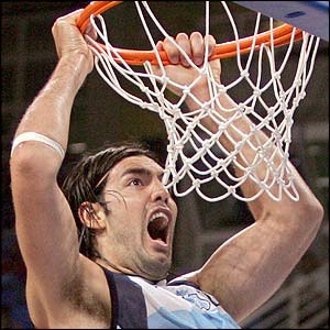 Argentina win the men's basketball gold 