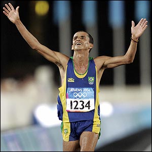 Vanderlei de Lima took bronze behind Mebrahtom Keflezighi of the USA and Italy's Stefano Baldini (gold)