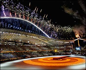 Fireworks light up Athens 