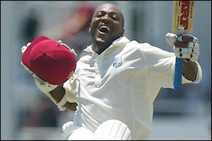 Brian Lara takes his tally to 390 at lunch as West Indies reach 734-5