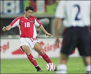 Roland Kollmann scores Austria's first