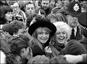 Caron Keating and Gloria Hunniford