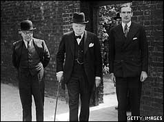 Winston Churchill (c), Air Minister Sir Kingsley Wood (l) and Foreign Secretary Anthony Eden (r)